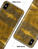 Micro Catipillar Caverns - iPhone X Clipit Case