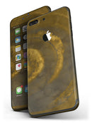 Micro_Circular_Golden_Stains_-_iPhone_7_Plus_-_FullBody_4PC_v4.jpg