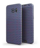 Micro_Coral_and_Navy_Quartrefoil_-_Galaxy_S7_Edge_-_V3.jpg?
