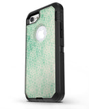 Micro_Faded_Green_Damask_Pattern_iPhone7_Defender_V3.jpg