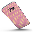 Micro_Golden_Diamonds_Over_Pink_-_Galaxy_S7_Edge_-_V1.jpg?