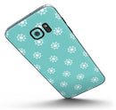 Micro_White_Ship_Wheels_Over_Teal_-_Galaxy_S7_Edge_-_V1.jpg?