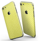 Micro_Yellow_Snowflake_Pattern_-_iPhone_7_-_FullBody_4PC_v3.jpg