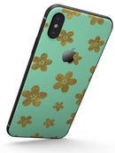 Mint and Gold Floral v7 - iPhone X Skin-Kit