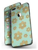 Mint_and_Gold_Floral_v8_-_iPhone_7_Plus_-_FullBody_4PC_v4.jpg