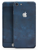Mixtures of Blue Painted Surface - Skin-kit for the iPhone 8 or 8 Plus