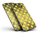 Mottled_Black_and_Yellow_Polkadots_-_Galaxy_S7_Edge_-_V4.jpg