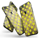 Mottled_Black_and_Yellow_Polkadots_-_iPhone_7_-_FullBody_4PC_v11.jpg