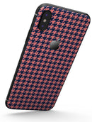 Navy and Coral Houndstooth Pattern - iPhone X Skin-Kit