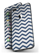 Navy_and_White_Chevron_Stripes_-_iPhone_7_Plus_-_FullBody_4PC_v4.jpg