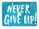 Never_Give_Up_-_13_MacBook_Pro_-_V7.jpg