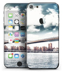OverLook_NYC_Loop_-_iPhone_7_-_FullBody_4PC_v2.jpg