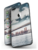 OverLook_NYC_Loop_-_iPhone_7_Plus_-_FullBody_4PC_v4.jpg