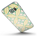 Oversized_Green_and_Yellow_Overlapping_Circles_-_Galaxy_S7_Edge_-_V1.jpg?