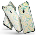 Oversized_Green_and_Yellow_Overlapping_Circles_-_iPhone_7_-_FullBody_4PC_v11.jpg