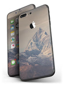 Paramountain_Top_-_iPhone_7_Plus_-_FullBody_4PC_v4.jpg