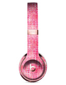 Pink Textured Triangle Pattern Full-Body Skin Kit for the Beats by Dre Solo 3 Wireless Headphones