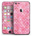 Pink_Watercolor_Quatrefoil_-_iPhone_7_-_FullBody_4PC_v2.jpg