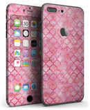 Pink_Watercolor_Quatrefoil_-_iPhone_7_Plus_-_FullBody_4PC_v3.jpg