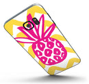 Pink_and_Yellow_Pineapple_-_Galaxy_S7_Edge_-_V1.jpg?