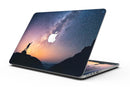 Reach_for_the_Stars_-_13_MacBook_Pro_-_V1.jpg