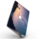 Reach_for_the_Stars_-_13_MacBook_Pro_-_V2.jpg