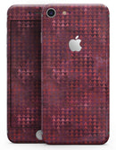 Red Textured Triangle Pattern - Skin-kit for the iPhone 8 or 8 Plus