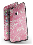 Red_and_White_Floral_Damask_Pattern_-_iPhone_7_Plus_-_FullBody_4PC_v4.jpg