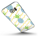 Retro_Blue_Pineapples_-_Galaxy_S7_Edge_-_V1.jpg?