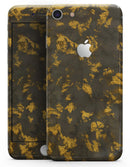 Scratched Golden Dust - Skin-kit for the iPhone 8 or 8 Plus