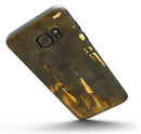 Scratched_Golden_Surface_over_Fire_-_Galaxy_S7_Edge_-_V1.jpg?