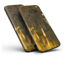Scratched_Golden_Surface_over_Fire_-_Galaxy_S7_Edge_-_V4.jpg