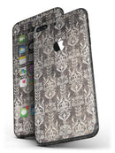 Scratched_and_Grungy_Royal_Pattern_-_iPhone_7_Plus_-_FullBody_4PC_v4.jpg
