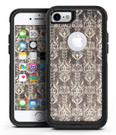 Scratched and Grungy Royal Pattern - iPhone 7 or 7 Plus Commuter Case Skin Kit