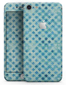 Shabby Chic Blue Watercolor Diamond Pattern - Skin-kit for the iPhone 8 or 8 Plus