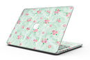 Shabby Chic Watercolor Holly Pattern V2 - MacBook Pro with Retina Display Full-Coverage Skin Kit