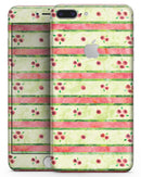 Shabby Chic Watercolor Holly Patttern - Skin-kit for the iPhone 8 or 8 Plus