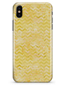 Shabby Chic Yellow Watercolor Pattern - iPhone X Clipit Case