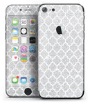 Silver_Glitter_and_White_Quatrefoil_-_iPhone_7_-_FullBody_4PC_v2.jpg