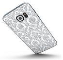 Silver_and_White_Damask_Pattern_-_Galaxy_S7_Edge_-_V1.jpg?