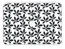 Slate_Black_5_Leaf_Clovers_-_13_MacBook_Pro_-_V7.jpg