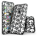 Slate_Black_5_Leaf_Clovers_-_iPhone_7_-_FullBody_4PC_v1.jpg
