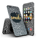Smile_Sketch_on_Foil_-_iPhone_7_Plus_-_FullBody_4PC_v2.jpg