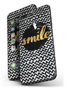 Smile_Sketch_on_Foil_-_iPhone_7_Plus_-_FullBody_4PC_v4.jpg