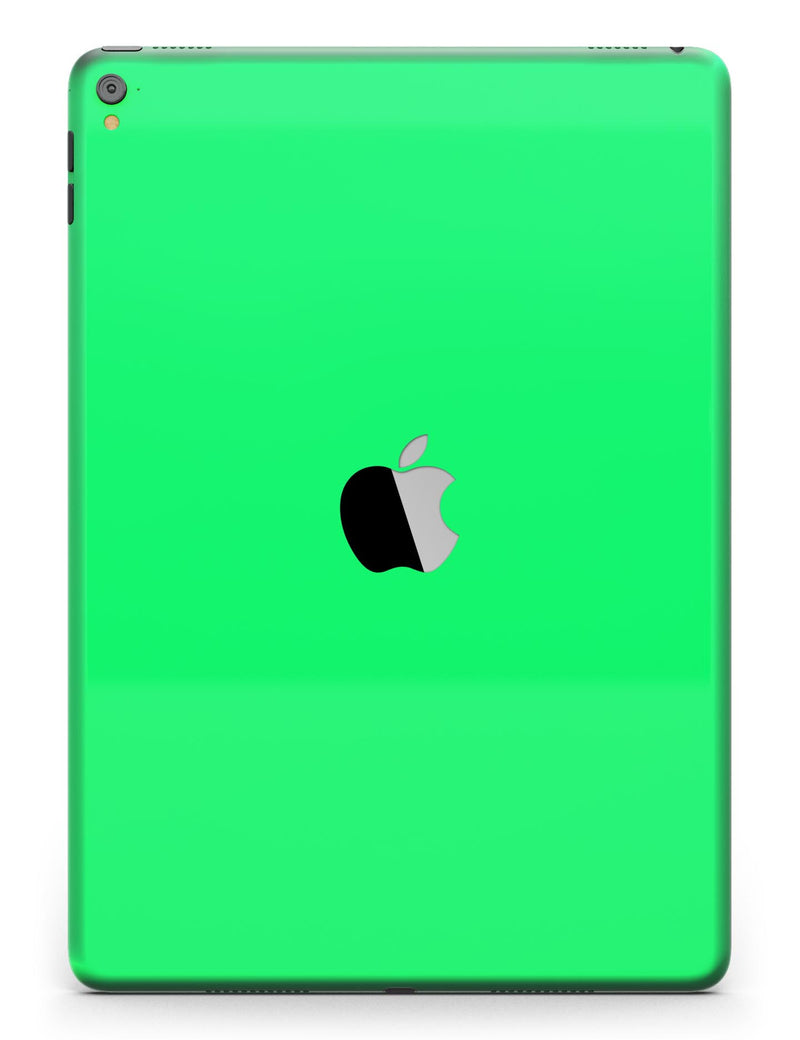 Solid_Green_V2_-_iPad_Pro_97_-_View_3.jpg
