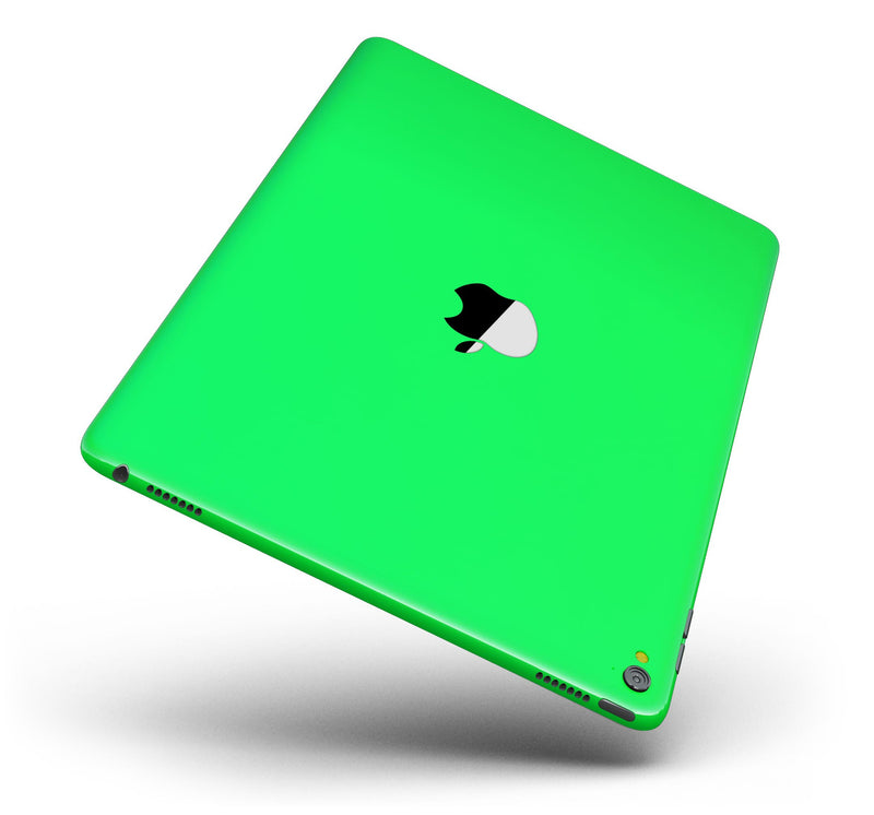 Solid_Green_V2_-_iPad_Pro_97_-_View_2.jpg