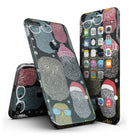 Spaced_out_Owls_-_iPhone_7_Plus_-_FullBody_4PC_v2.jpg