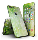 Splattered_Green_42_Absorbed_Watercolor_Texture_-_iPhone_7_Plus_-_FullBody_4PC_v2.jpg