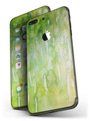 Splattered_Green_42_Absorbed_Watercolor_Texture_-_iPhone_7_Plus_-_FullBody_4PC_v4.jpg