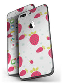 Summer_Strawberries_v1_-_iPhone_7_Plus_-_FullBody_4PC_v4.jpg